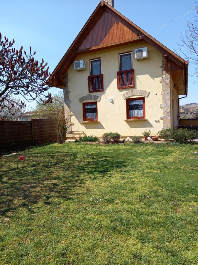 Hotel Burai Vendeghaz Villány Exterior foto