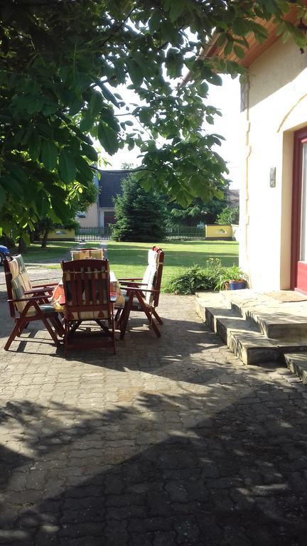 Hotel Burai Vendeghaz Villány Exterior foto